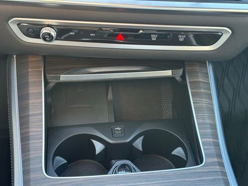 Certified 2024 BMW X5 xDrive40i w/ Premium Package image 21