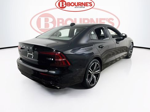 Used 2020 Volvo S60 T6 R-Design w/ Protection Package Premier AWD/4WD image 12