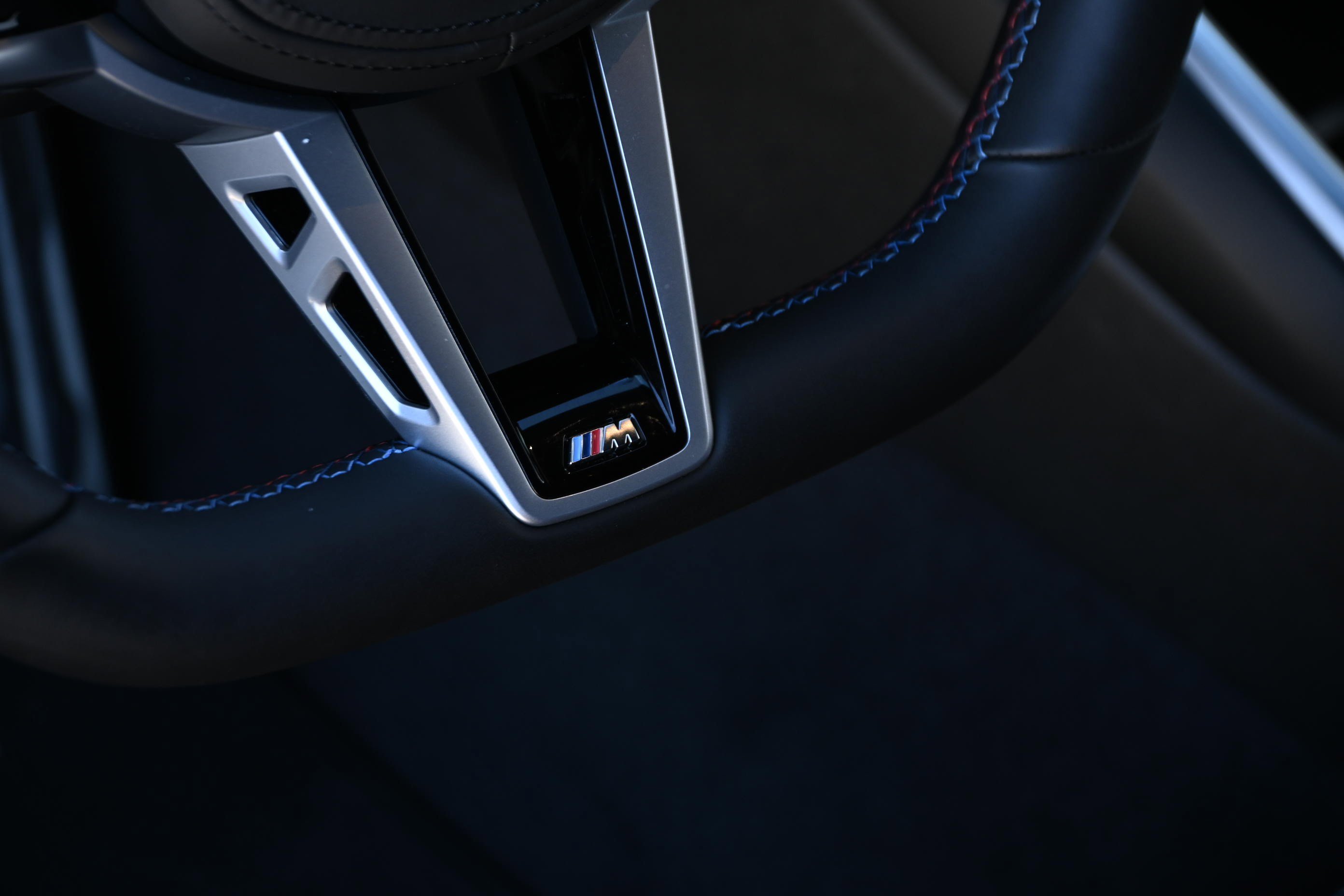Used 2026 BMW M2 w/ Lighting Package RWD image 28