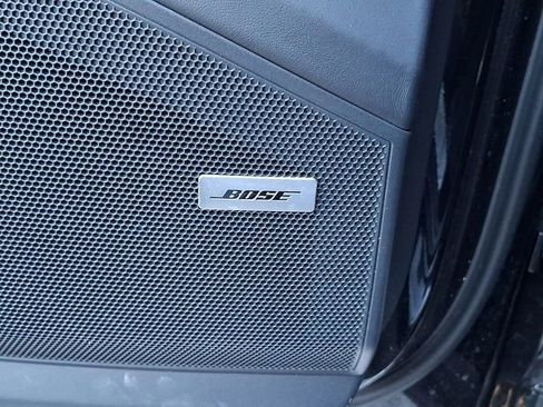 Certified 2025 Porsche Cayenne image 31