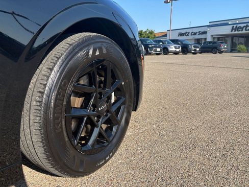 Used 2025 Kia K5 LXS FWD image 30