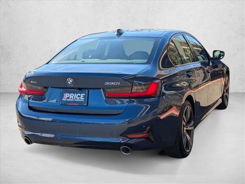 Used 2022 BMW 330i xDrive Sedan w/ Premium Package 2 image 5