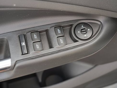 Used 2018 Ford Escape SE AWD/4WD image 16