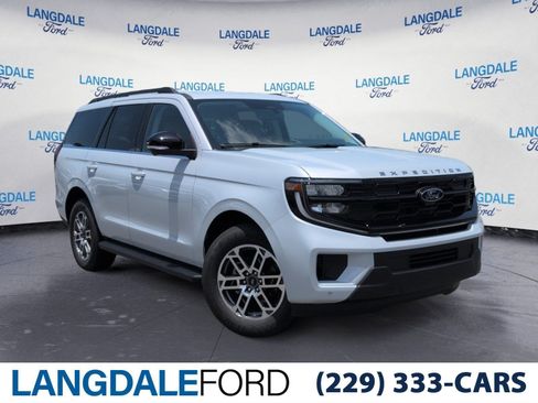 New 2026 Ford Expedition Active RWD image 1