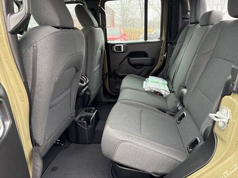 New 2026 Jeep Gladiator Sport image 20