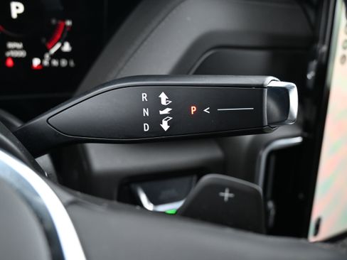 Used 2025 GMC Yukon Denali image 26