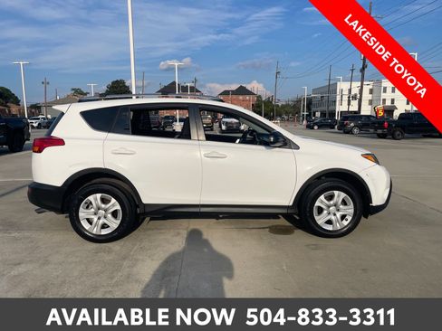 Used 2015 Toyota RAV4 LE FWD image 6