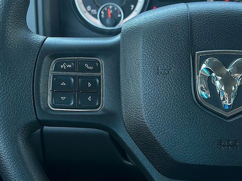 Used 2019 RAM 1500 Express AWD/4WD image 11