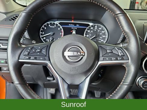 Used 2025 Nissan Sentra SR w/ SR Premium Package FWD image 10