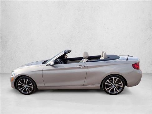 Used 2017 BMW 230i Convertible RWD image 2