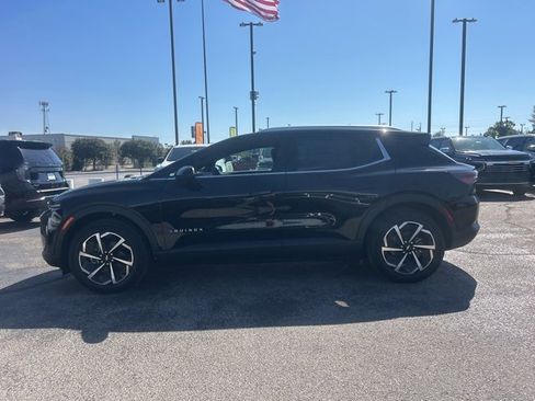 New 2026 Chevrolet Equinox EV LT image 6