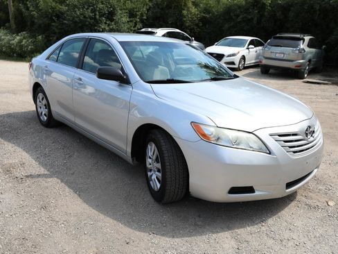 Used 2009 Toyota Camry FWD image 4
