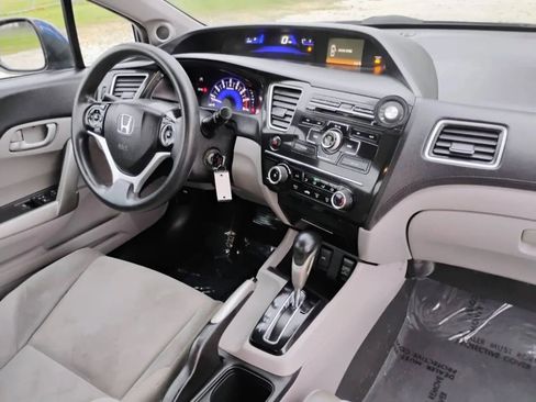 Used 2013 Honda Civic LX image 7