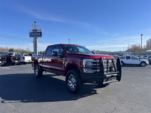 New 2026 Ford F250 King Ranch w/ Chrome Package image 3