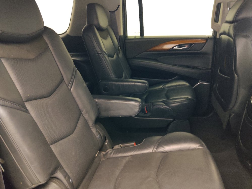 Used 2017 Cadillac Escalade ESV Premium Luxury AWD/4WD image 19