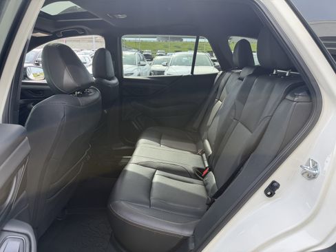 Used 2025 Subaru Outback Wilderness AWD/4WD image 31