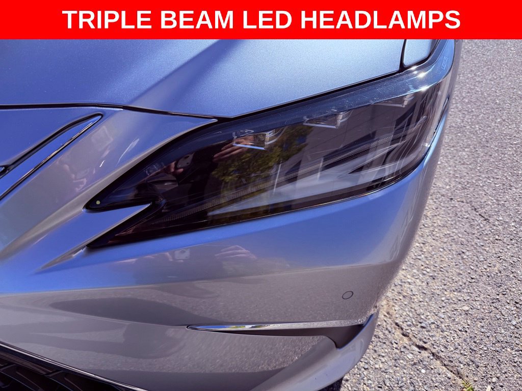 Certified 2022 Lexus ES 350 Ultra Luxury w/ Accessory Package FWD image 9