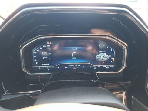 Certified 2024 Chevrolet Silverado 1500 LTZ w/ Technology Package AWD/4WD image 57
