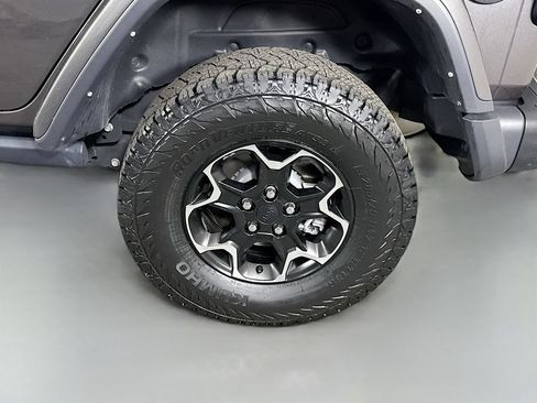 Used 2021 Jeep Wrangler Unlimited Rubicon 4xe w/ Steel Bumper Group AWD/4WD image 37