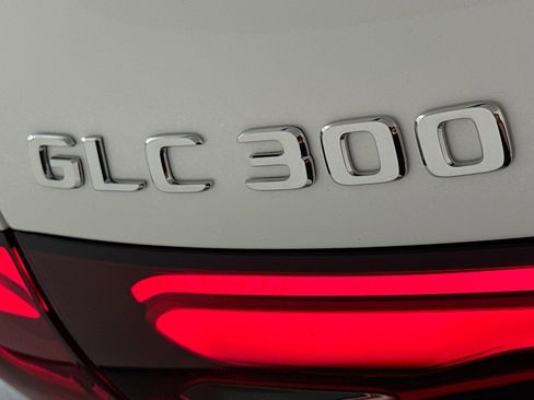 New 2026 Mercedes-Benz GLC 300 4MATIC image 8