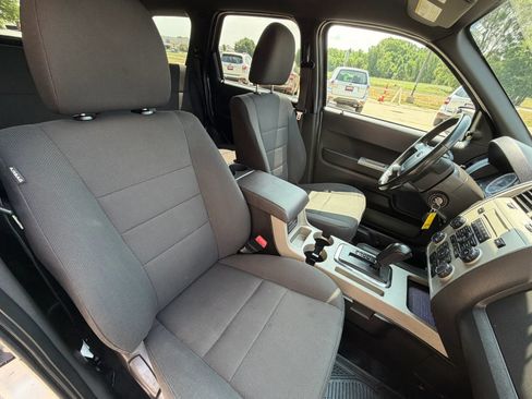 Used 2010 Ford Escape XLT FWD image 14
