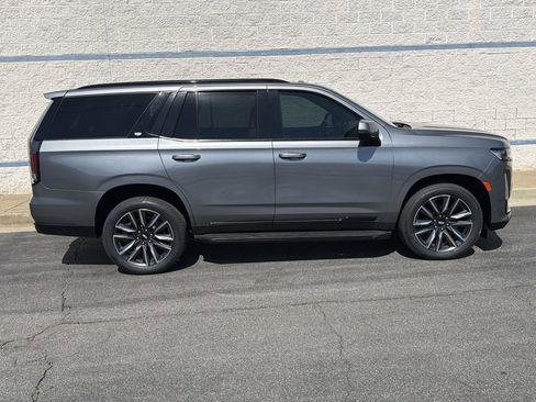 Certified 2021 Cadillac Escalade Sport image 8