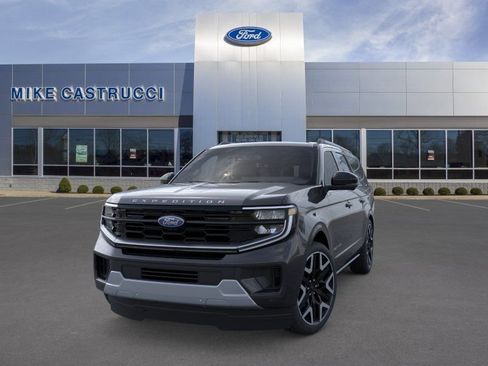 New 2026 Ford Expedition Max Platinum AWD/4WD image 2