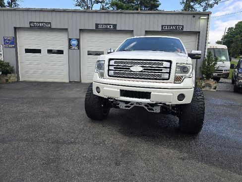 Used 2014 Ford F150 Platinum w/ Max Trailer Tow Package AWD/4WD image 2