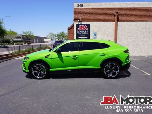 Used 2021 Lamborghini Urus AWD/4WD image 62