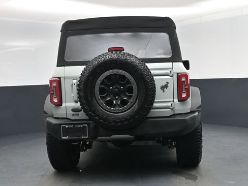 Used 2023 Ford Bronco Outer Banks w/ Sasquatch Package image 13