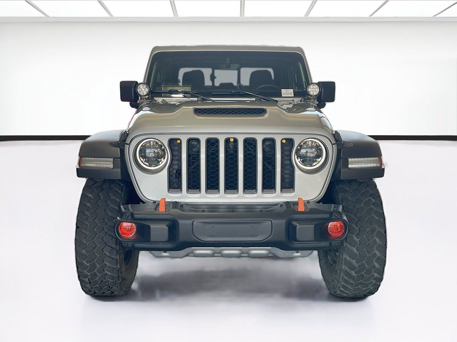 Used 2023 Jeep Gladiator Mojave w/ LED Lighting Group AWD/4WD image 2