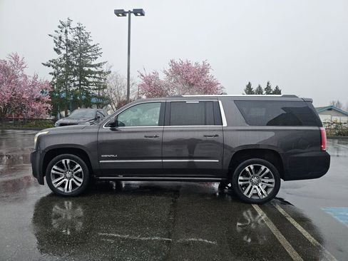 Used 2018 GMC Yukon XL Denali w/ Denali Ultimate Package image 4