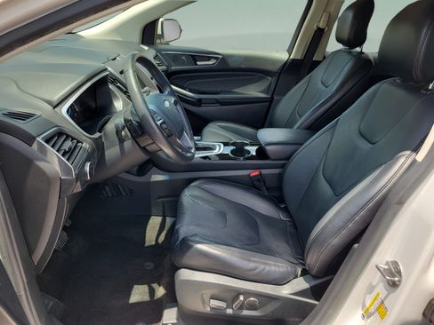 Used 2018 Ford Edge Titanium FWD image 25