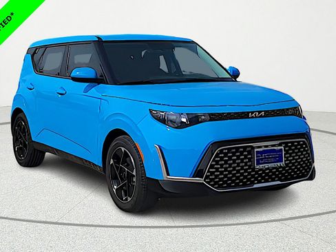 Used 2023 Kia Soul EX image 1