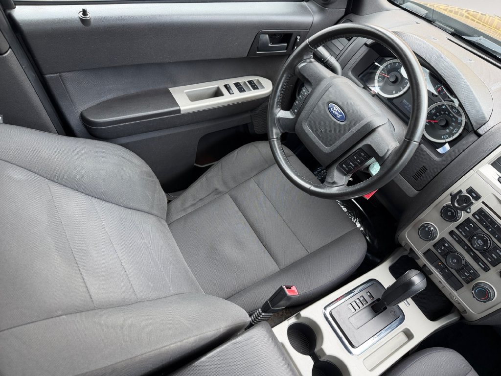 Used 2012 Ford Escape XLT FWD image 14