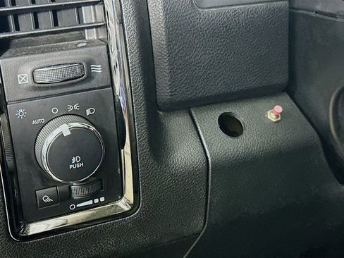 Used 2015 RAM 1500 Sport AWD/4WD image 12