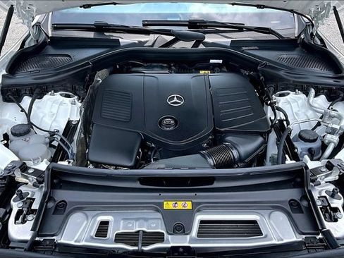 Used 2026 Mercedes-Benz GLC 300 4MATIC image 34