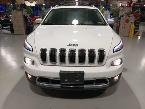 Used 2016 Jeep Cherokee Limited AWD/4WD image 3
