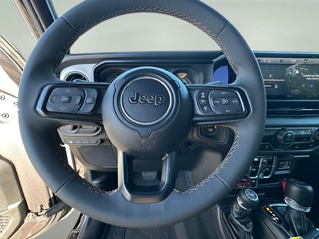 Used 2024 Jeep Wrangler Unlimited AWD/4WD image 15