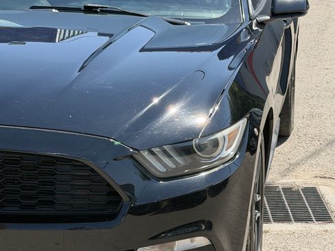 Used 2016 Ford Mustang Coupe RWD image 19