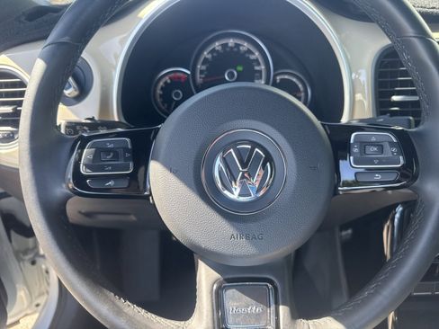 Used 2019 Volkswagen Beetle 2.0T Final Edition SEL image 20