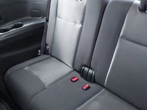 Used 2019 Nissan Pathfinder S image 21