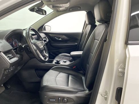 Used 2023 GMC Terrain SLT image 14