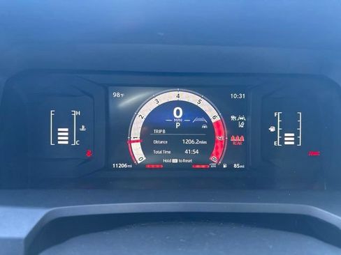 Used 2025 Toyota Tacoma SR5 AWD/4WD image 16