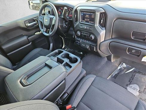 Certified 2025 Chevrolet Silverado 1500 Custom w/ Turbomax Blackout Package RWD image 28