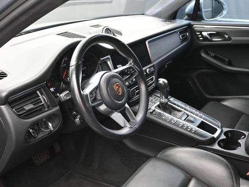 Certified 2020 Porsche Macan GTS w/ Premium Package Plus (PF4) AWD/4WD image 6