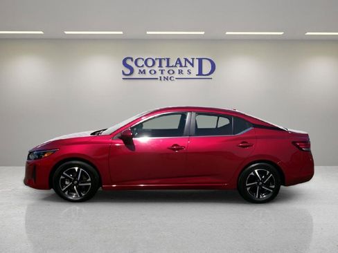Used 2024 Nissan Sentra SV FWD image 1
