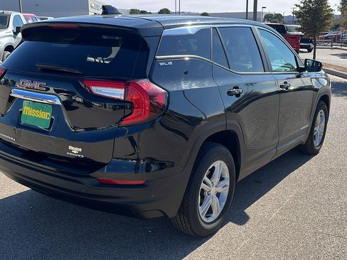 Certified 2024 GMC Terrain SLE image 8