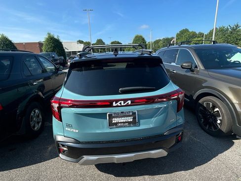 Certified 2025 Kia Seltos S AWD/4WD image 10