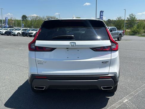 Used 2024 Honda CR-V Sport Touring image 8